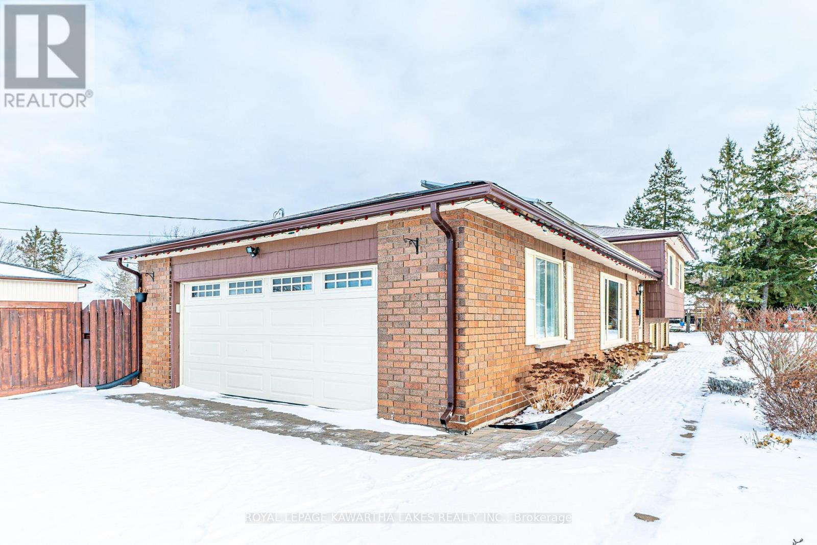 2 Maxwell Street, Kawartha Lakes, Ontario  K0M 1L0 - Photo 10 - X11880988