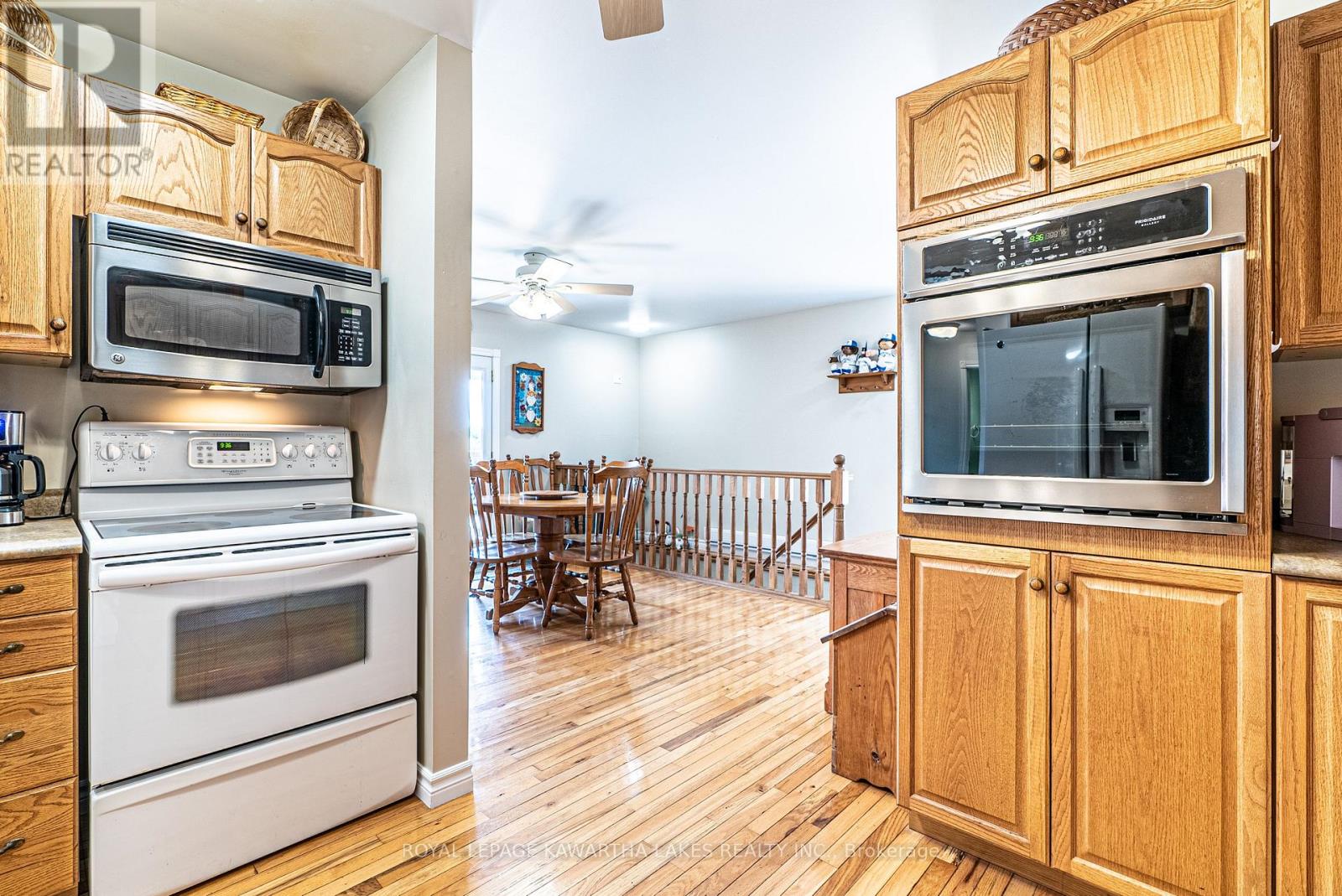 36 Riverside Drive, Kawartha Lakes, Ontario  K9V 4R2 - Photo 13 - X12143777