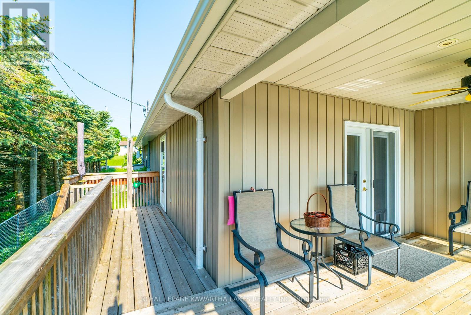 36 Riverside Drive, Kawartha Lakes, Ontario  K9V 4R2 - Photo 31 - X12143777