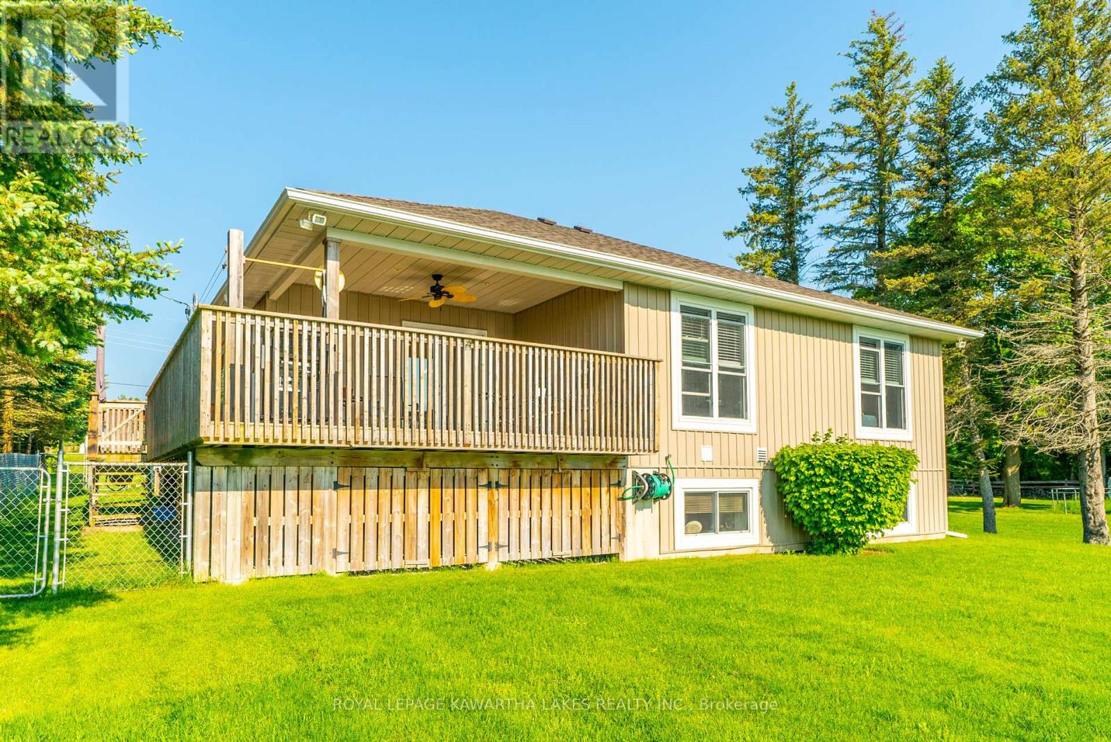 36 Riverside Drive, Kawartha Lakes, Ontario  K9V 4R2 - Photo 37 - X12143777