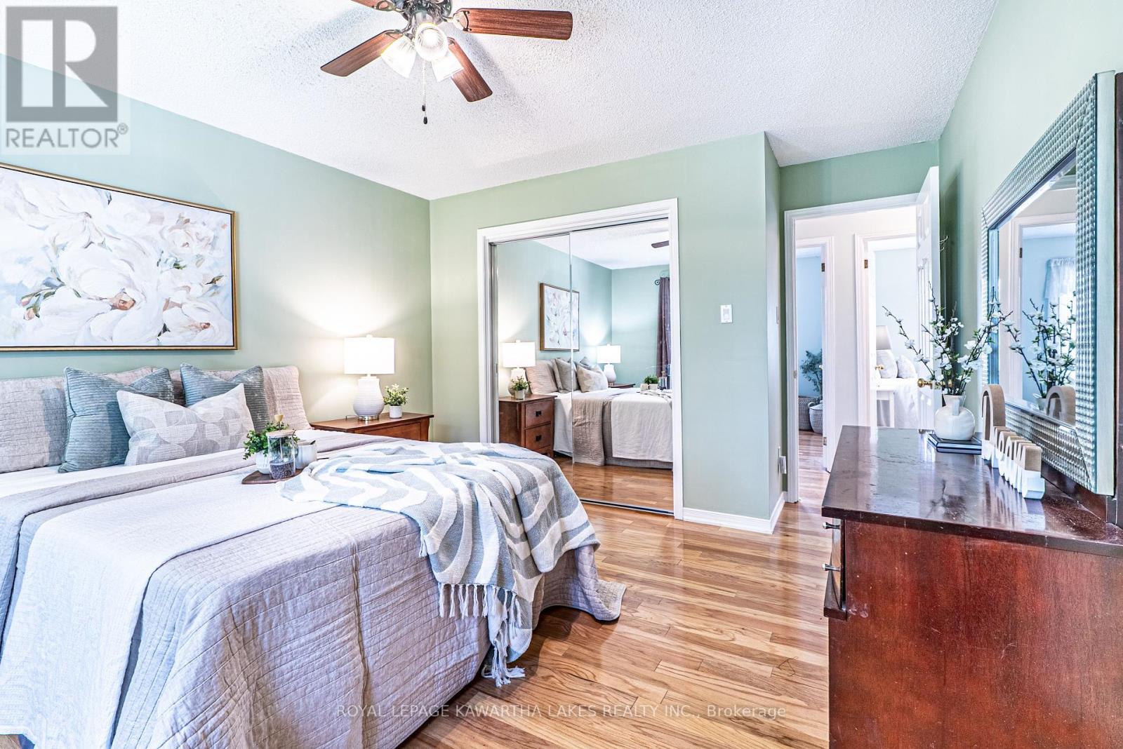 83 Lori Boulevard, Kawartha Lakes, Ontario  K9V 6V7 - Photo 11 - X12147974