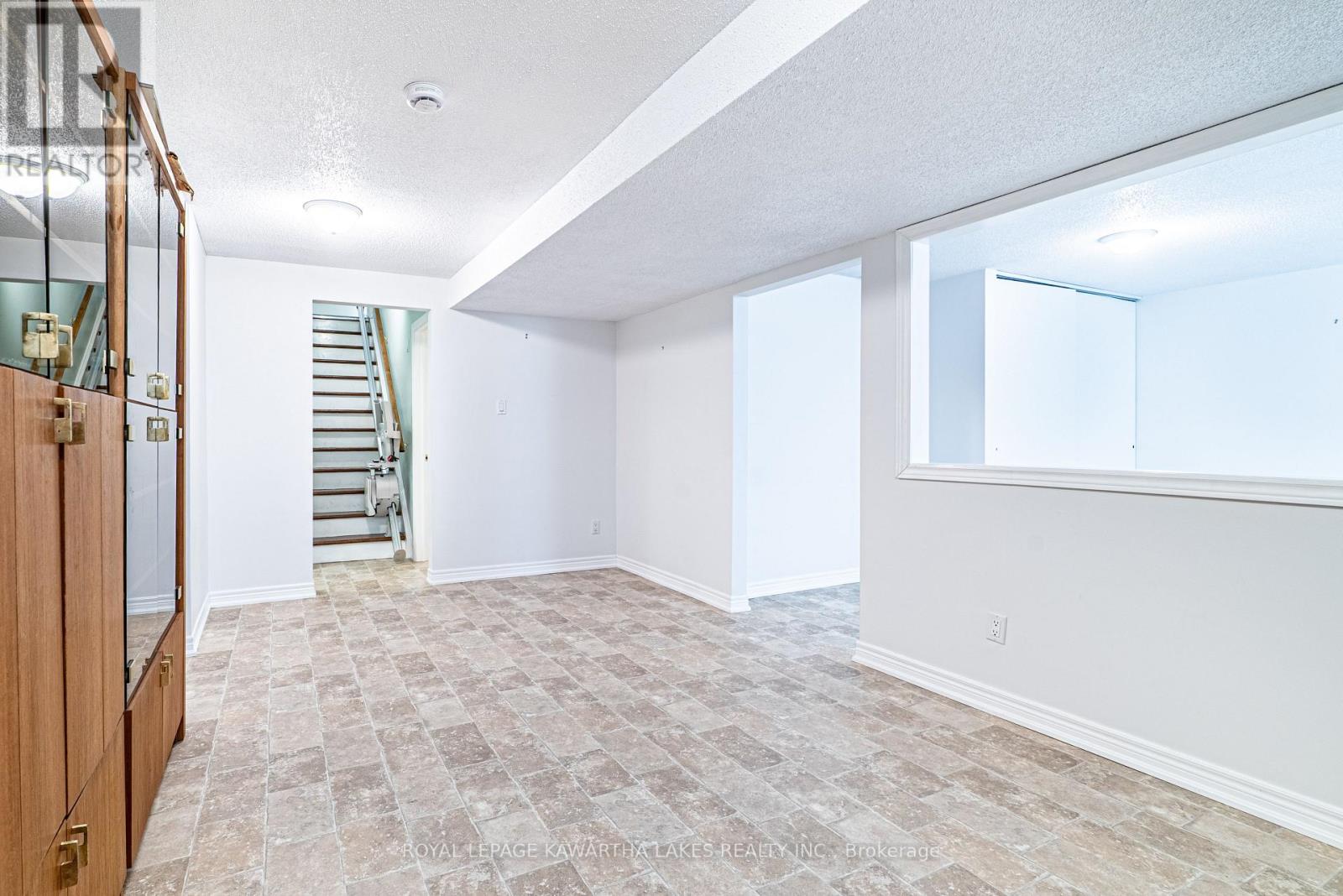 83 Lori Boulevard, Kawartha Lakes, Ontario  K9V 6V7 - Photo 26 - X12147974