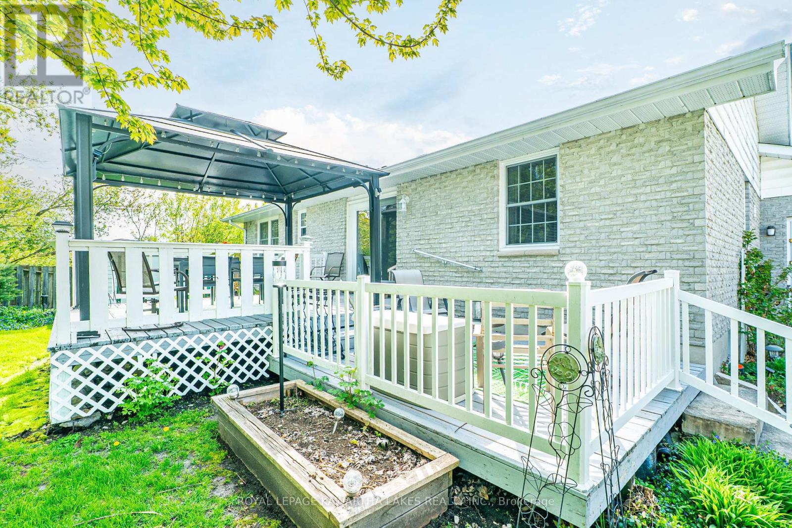 83 Lori Boulevard, Kawartha Lakes, Ontario  K9V 6V7 - Photo 39 - X12147974