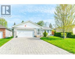 83 LORI BOULEVARD, Kawartha Lakes, Ontario