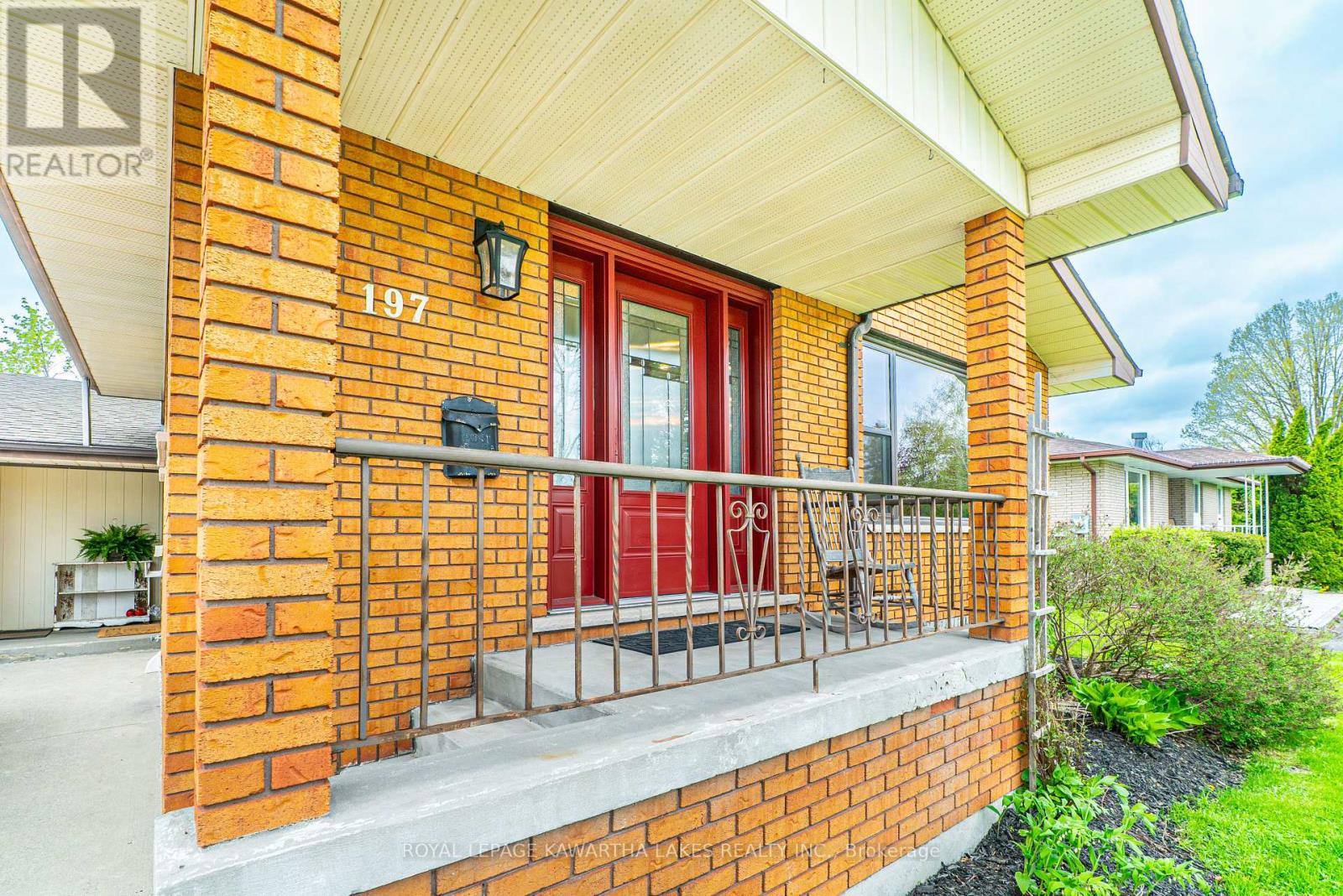 197 Angeline Street N, Kawartha Lakes, Ontario  K9V 4Y5 - Photo 6 - X12151407