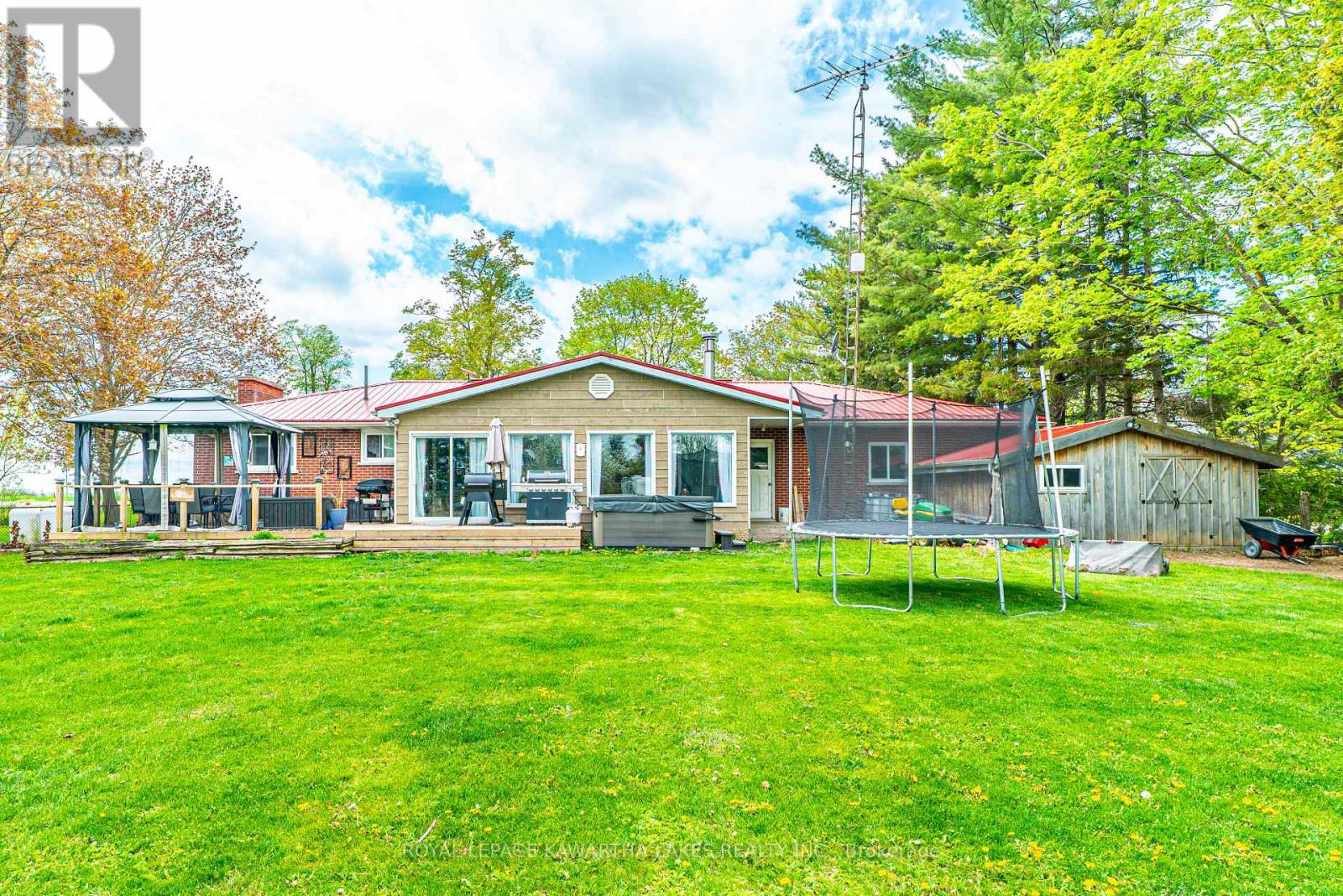 1372 Elm Tree Road, Kawartha Lakes, Ontario  K9V 4R2 - Photo 38 - X12153930