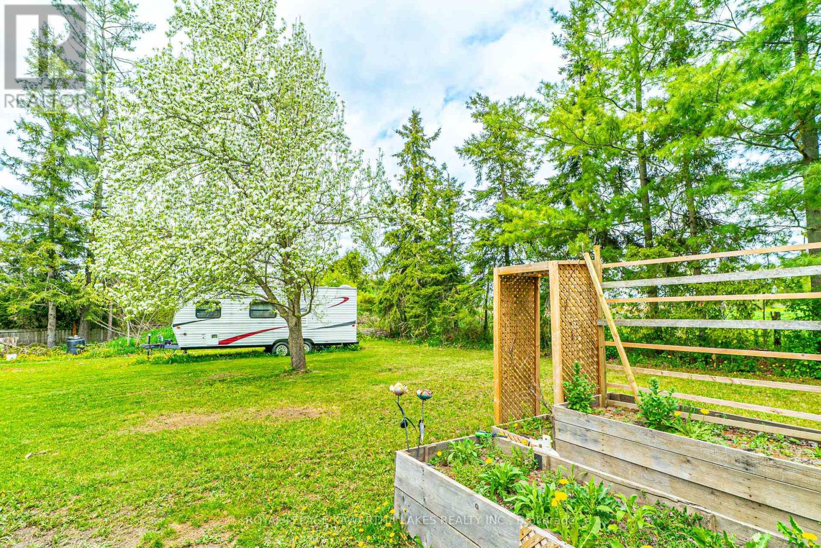 1372 Elm Tree Road, Kawartha Lakes, Ontario  K9V 4R2 - Photo 39 - X12153930