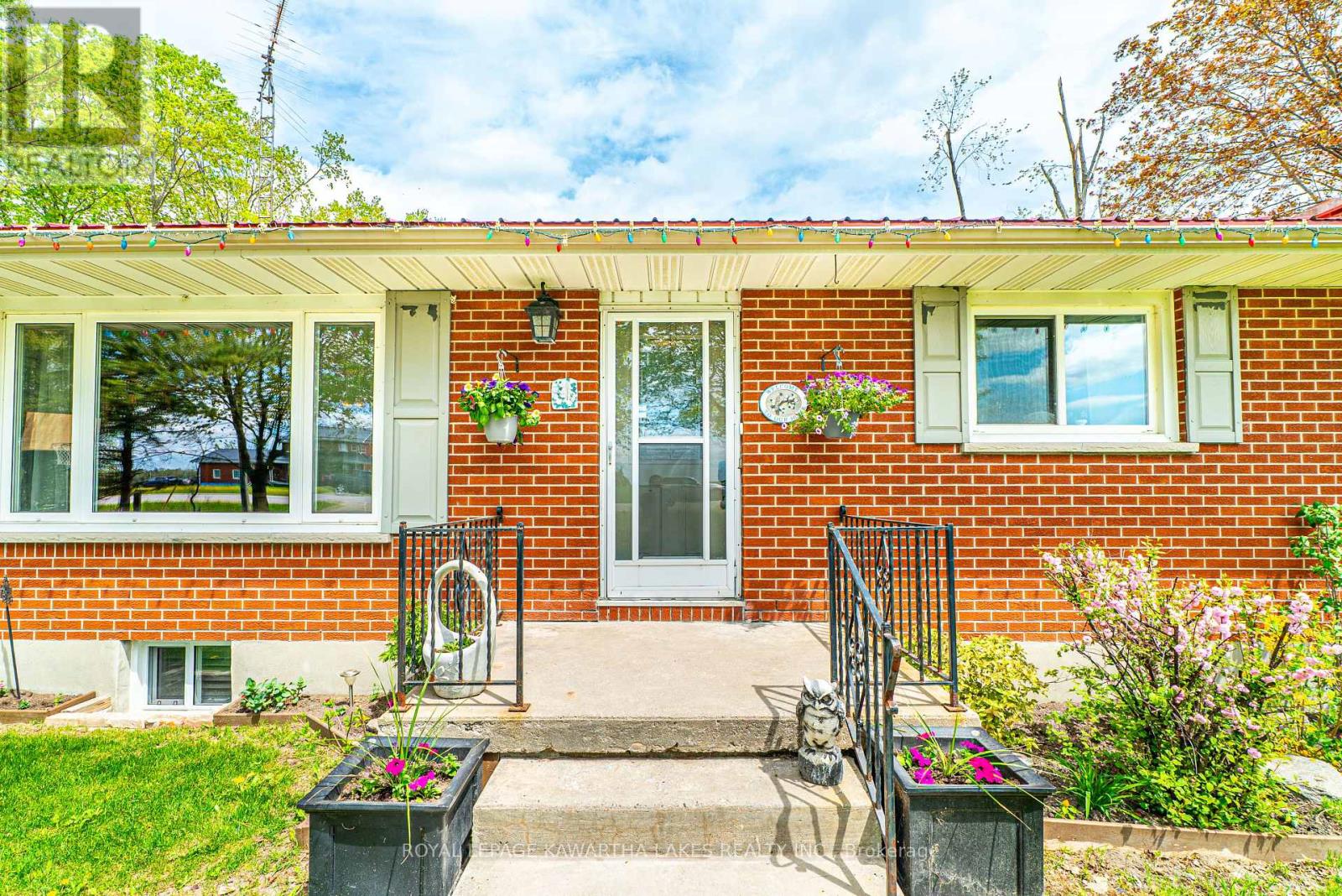 1372 Elm Tree Road, Kawartha Lakes, Ontario  K9V 4R2 - Photo 4 - X12153930