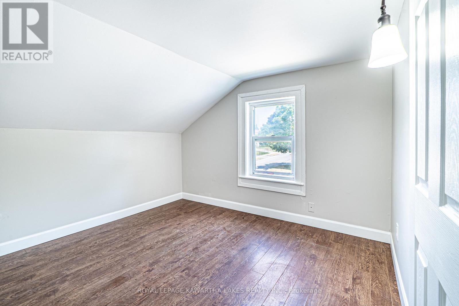 50 St Patrick Street, Kawartha Lakes, Ontario  K9V 1R3 - Photo 19 - X12291245