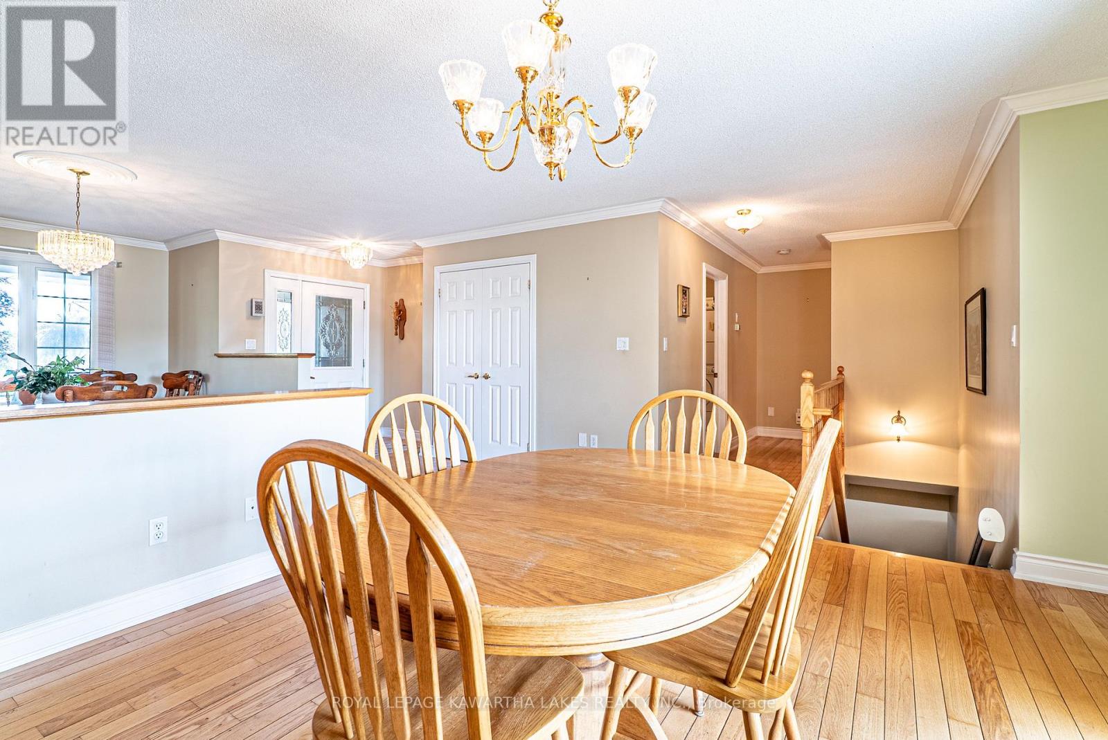 55 Eakins Court, Kawartha Lakes, Ontario  K9V 6J9 - Photo 18 - X12314738