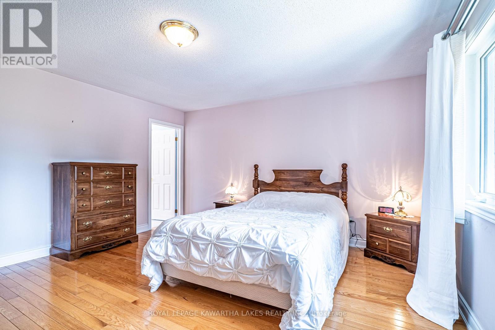 55 Eakins Court, Kawartha Lakes, Ontario  K9V 6J9 - Photo 20 - X12314738