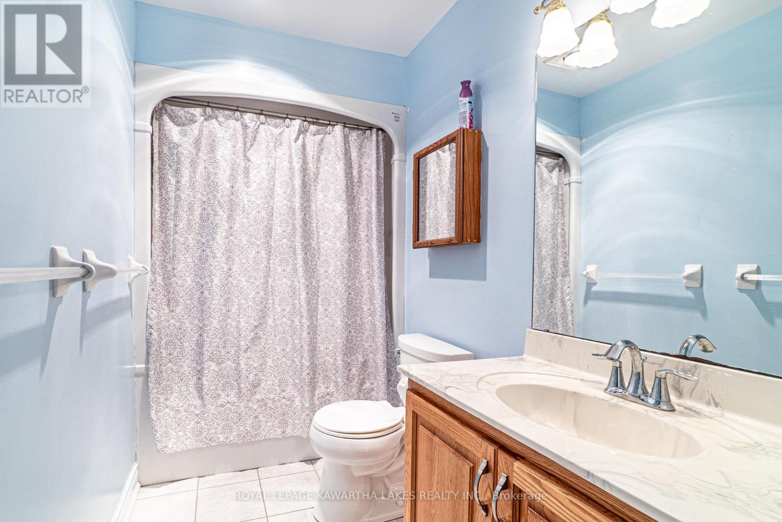 55 Eakins Court, Kawartha Lakes, Ontario  K9V 6J9 - Photo 24 - X12314738