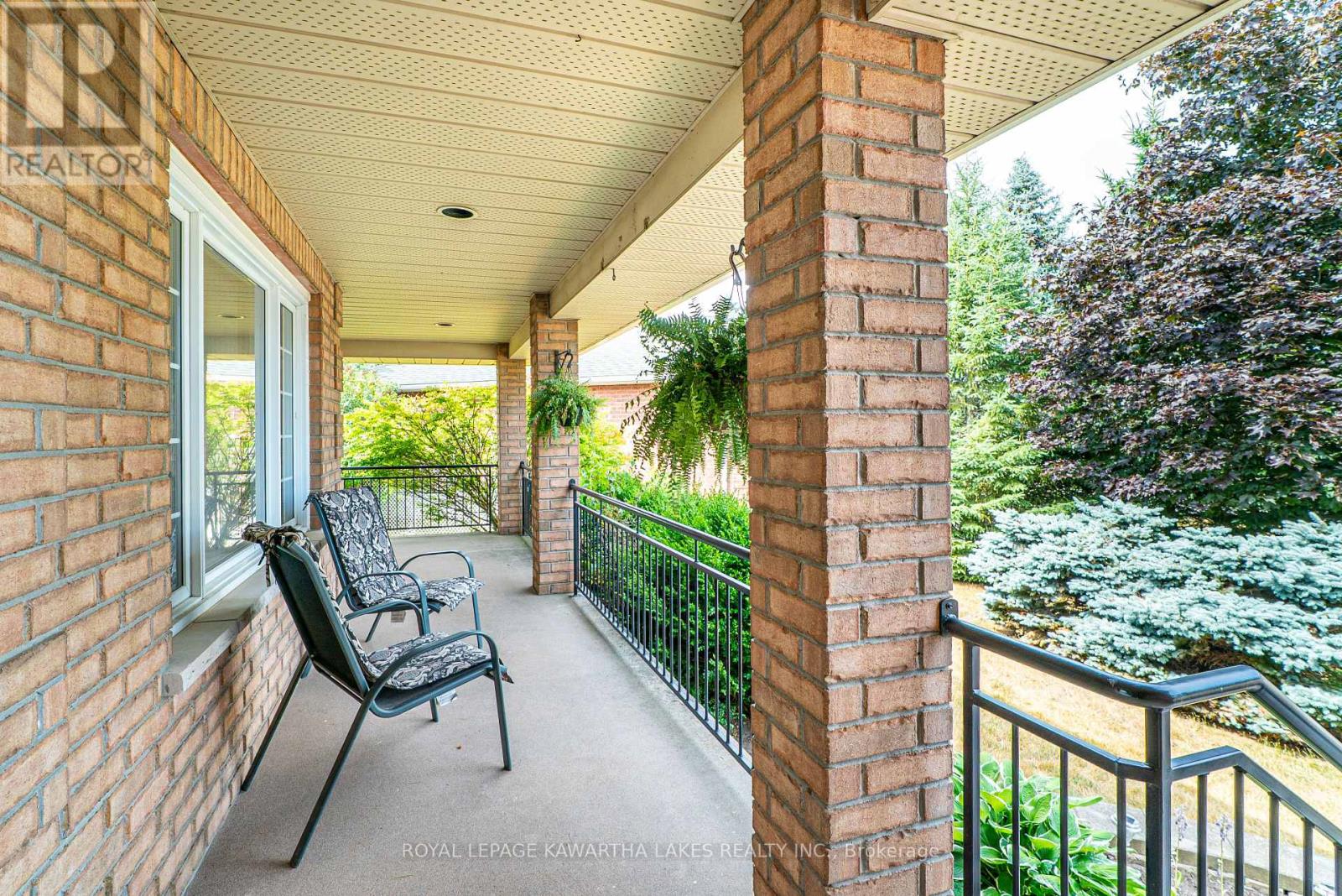 55 Eakins Court, Kawartha Lakes, Ontario  K9V 6J9 - Photo 7 - X12314738