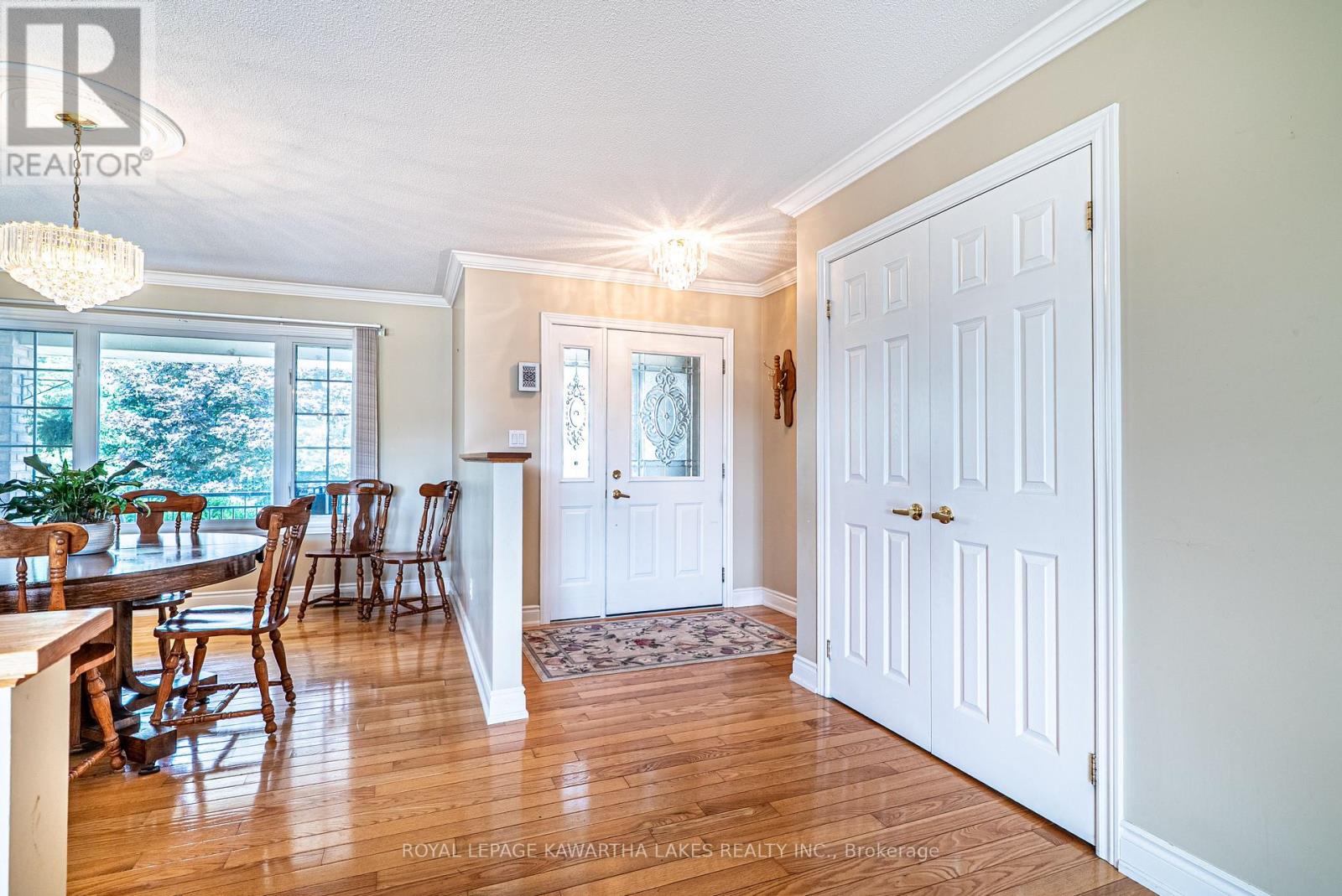 55 Eakins Court, Kawartha Lakes, Ontario  K9V 6J9 - Photo 9 - X12314738