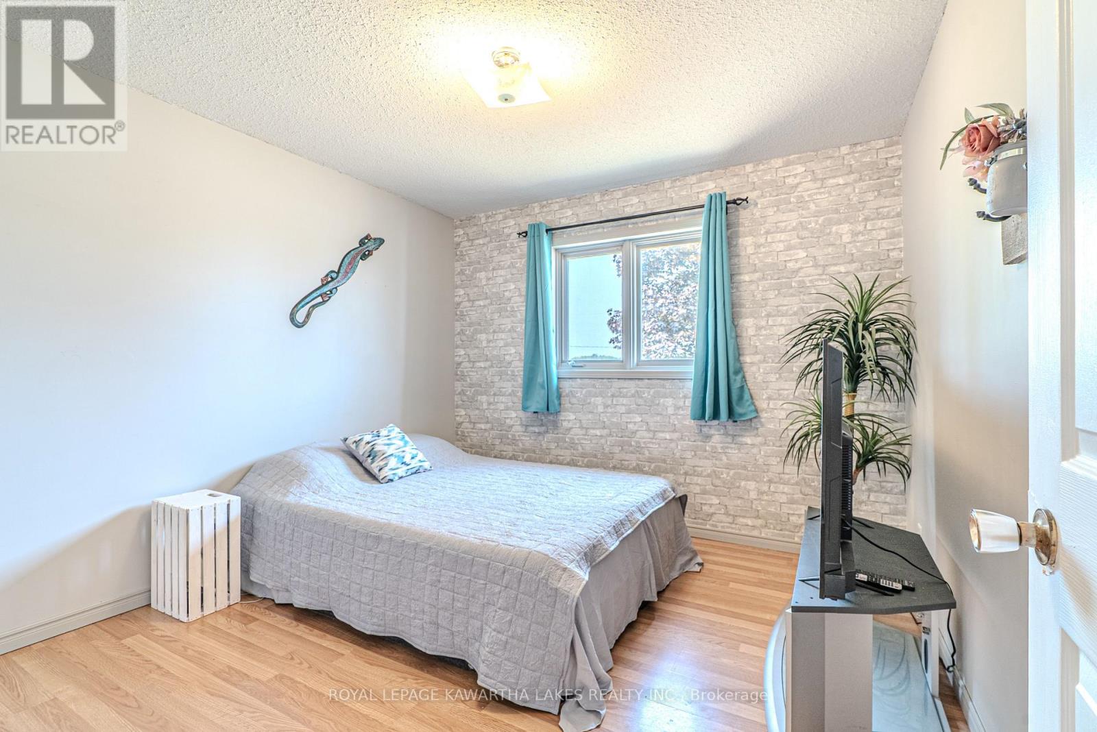 4170 Hwy 35, Kawartha Lakes, Ontario  K0M 1G0 - Photo 18 - X12327665