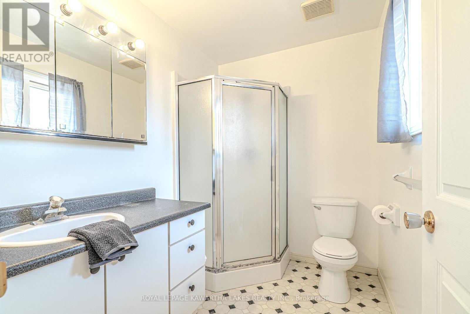 4170 Hwy 35, Kawartha Lakes, Ontario  K0M 1G0 - Photo 22 - X12327665