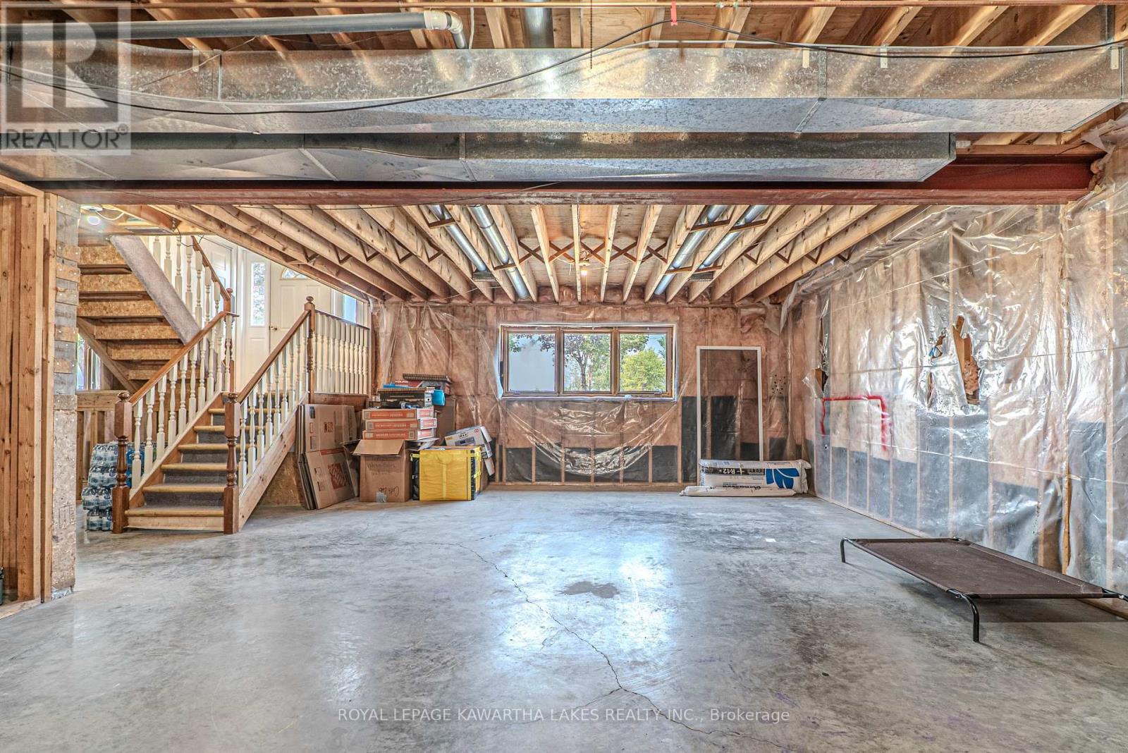4170 Hwy 35, Kawartha Lakes, Ontario  K0M 1G0 - Photo 25 - X12327665