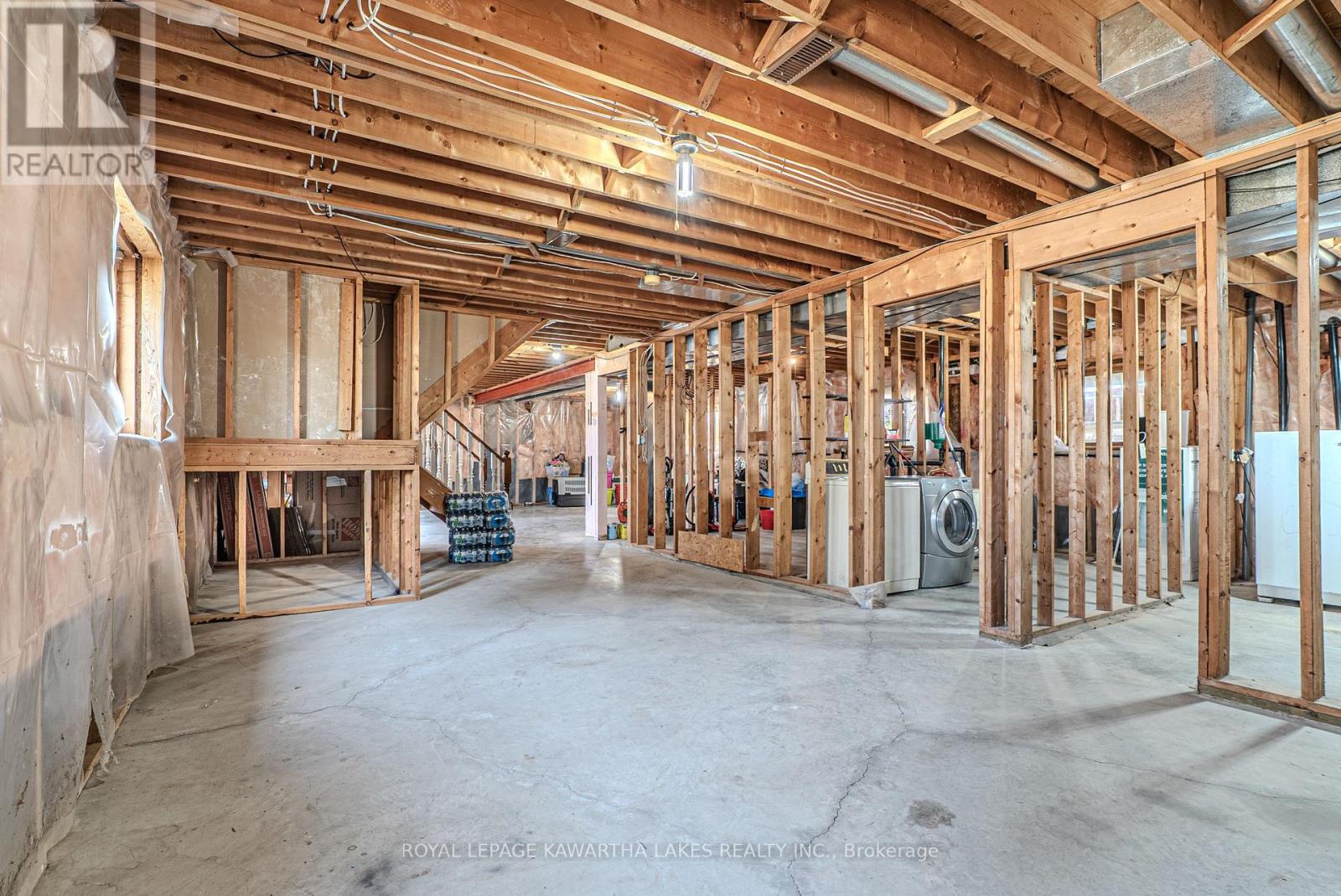 4170 Hwy 35, Kawartha Lakes, Ontario  K0M 1G0 - Photo 27 - X12327665
