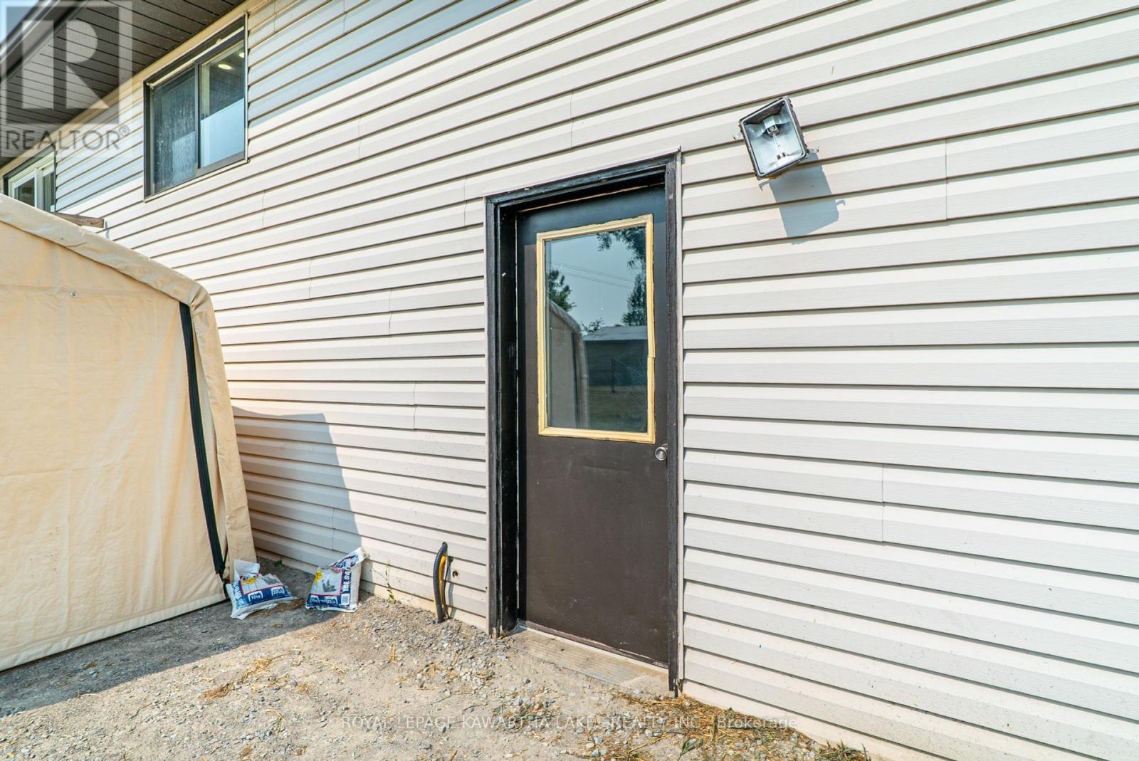 4170 Hwy 35, Kawartha Lakes, Ontario  K0M 1G0 - Photo 34 - X12327665