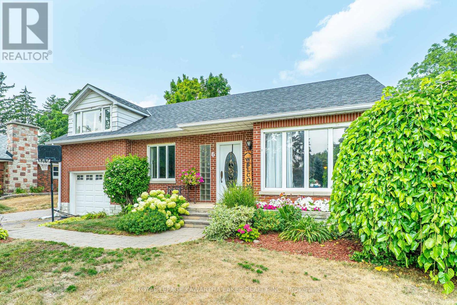 6 Roosevelt Street, Kawartha Lakes, Ontario  K9V 2X7 - Photo 2 - X12329863