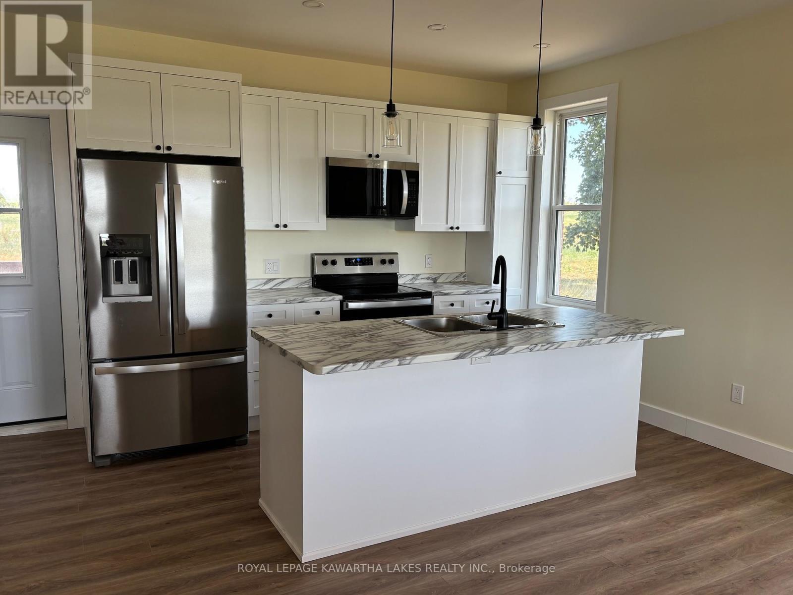 570 Cambray Road, Kawartha Lakes, Ontario  K0M 2T0 - Photo 7 - X12330968