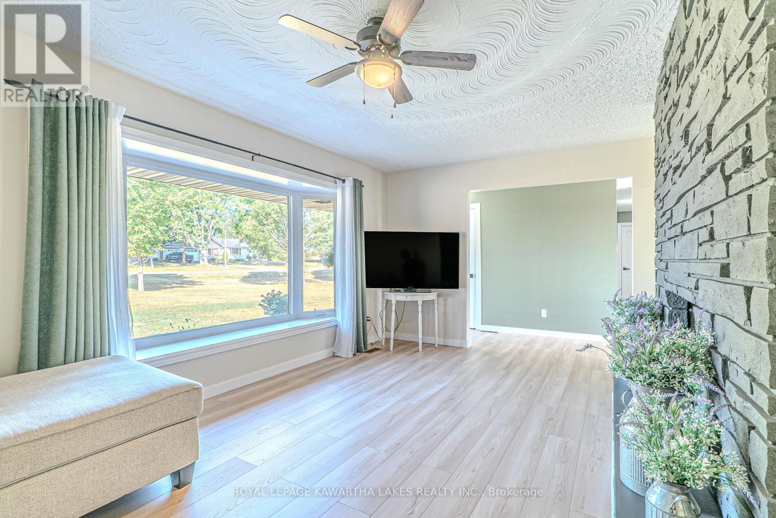 1152 Killarney Bay Road, Kawartha Lakes, Ontario  K0M 1G0 - Photo 23 - X12339241