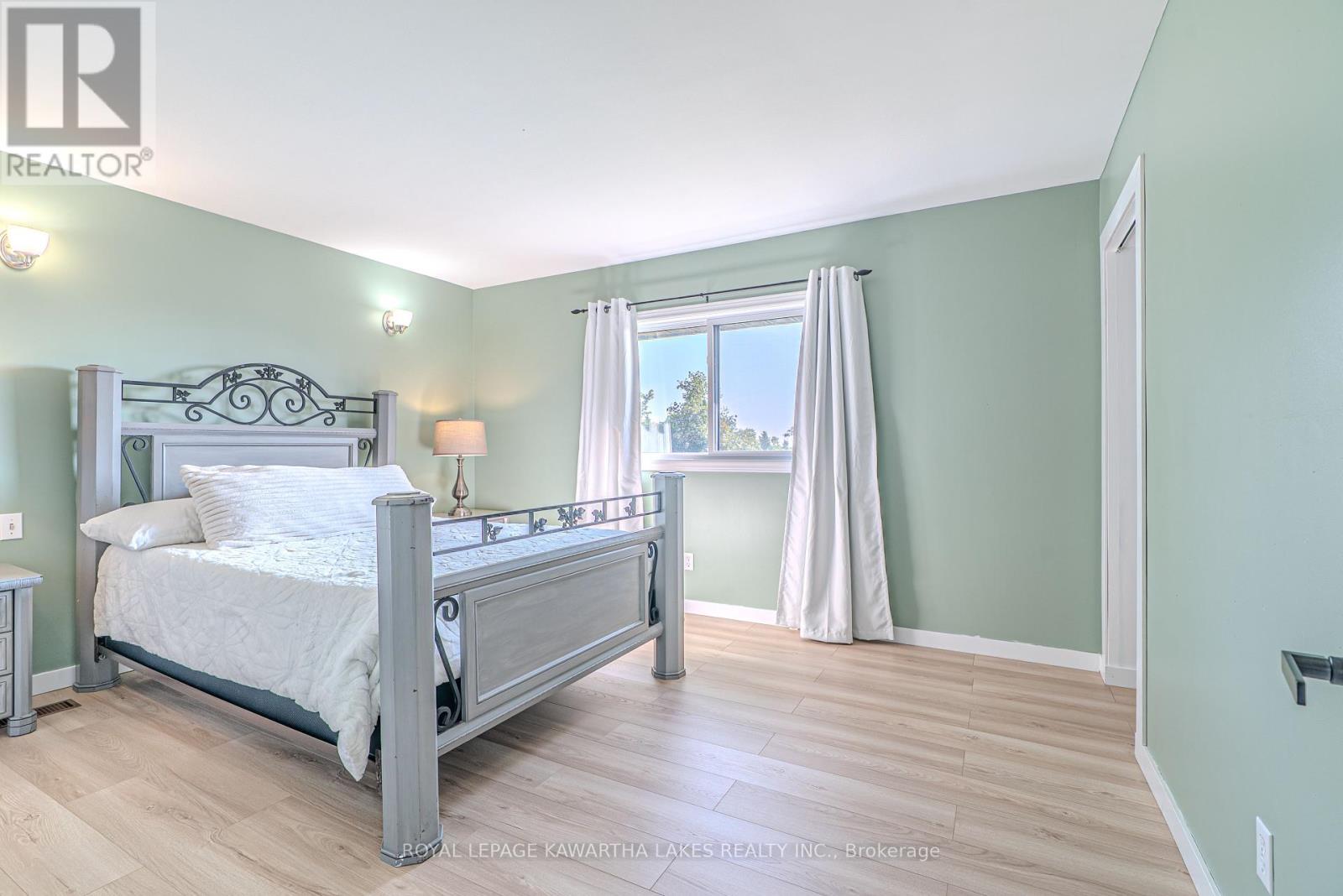 1152 Killarney Bay Road, Kawartha Lakes, Ontario  K0M 1G0 - Photo 24 - X12339241