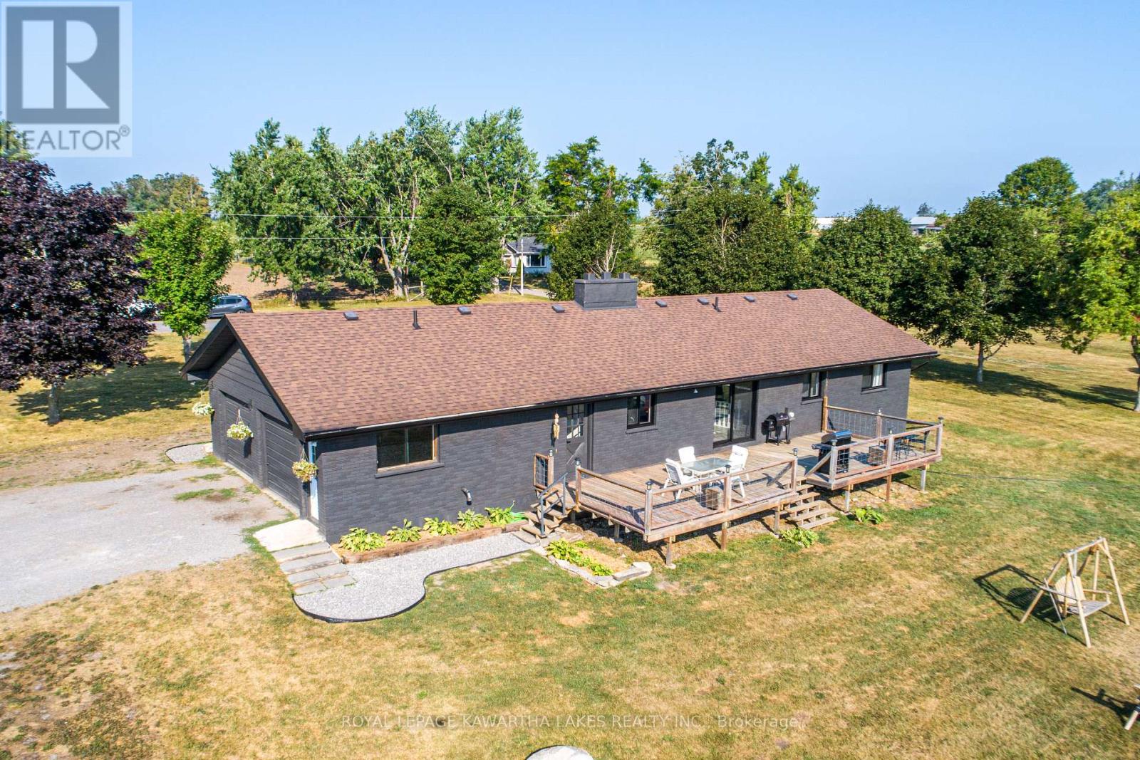 1152 Killarney Bay Road, Kawartha Lakes, Ontario  K0M 1G0 - Photo 37 - X12339241