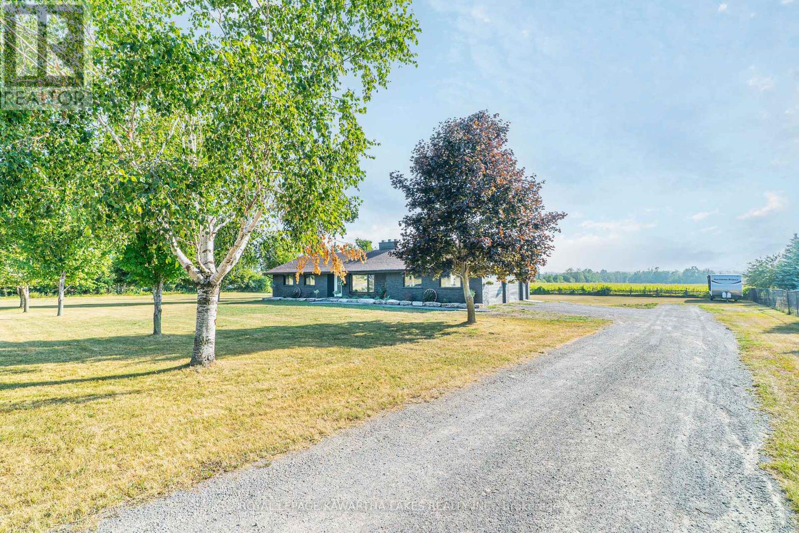 1152 Killarney Bay Road, Kawartha Lakes, Ontario  K0M 1G0 - Photo 4 - X12339241