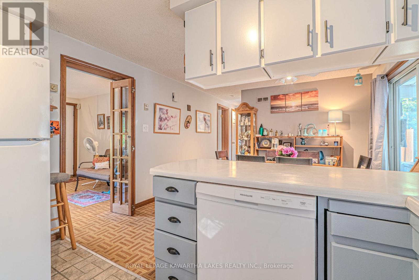 518 Balsam Lake Drive, Kawartha Lakes, Ontario  K0M 2B0 - Photo 14 - X12352603