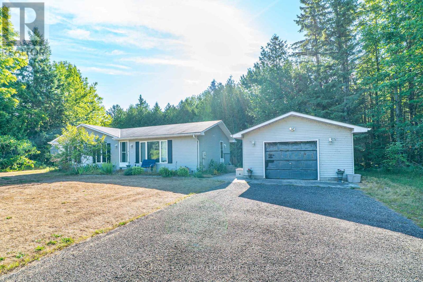 518 Balsam Lake Drive, Kawartha Lakes, Ontario  K0M 2B0 - Photo 7 - X12352603