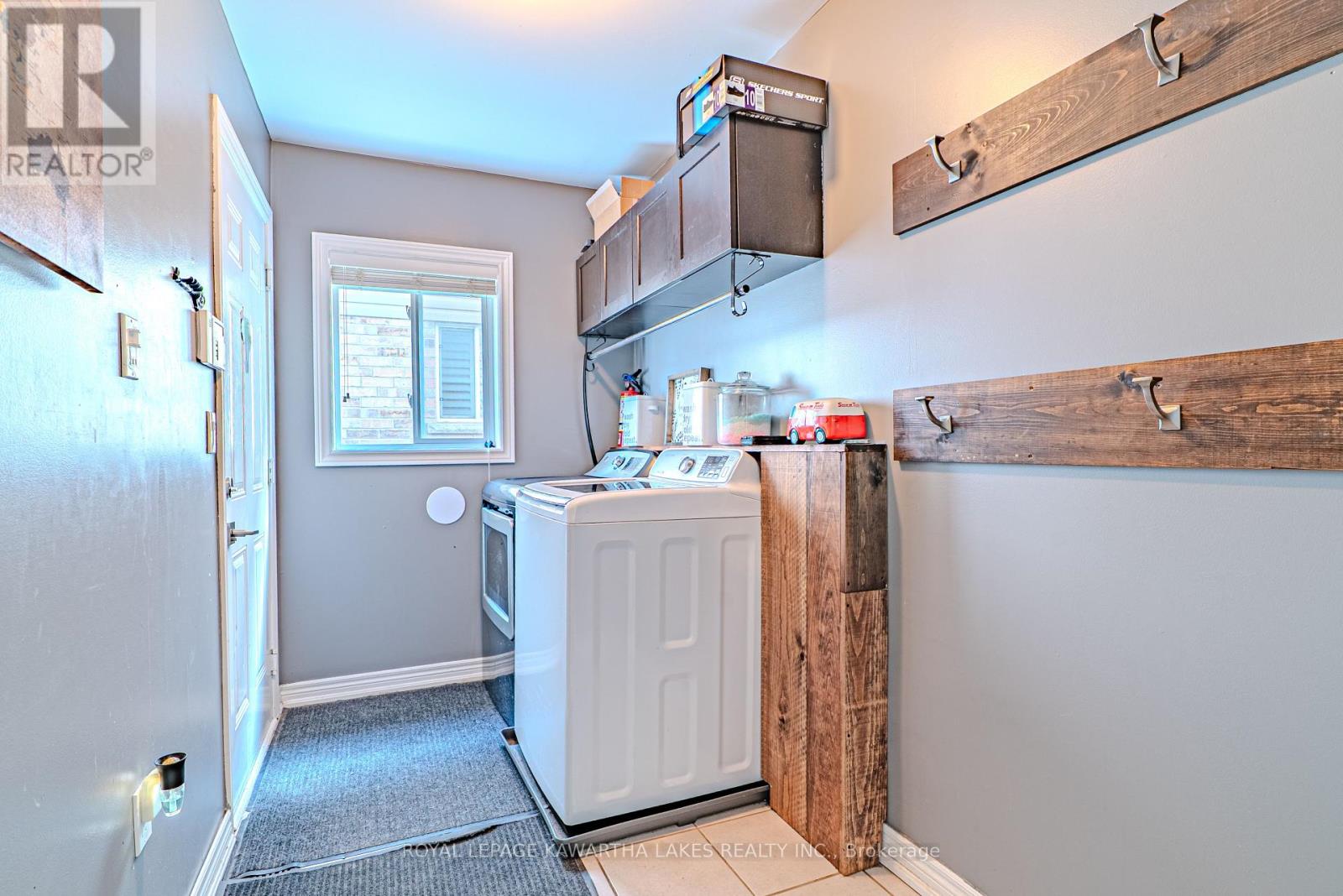 28 Lucas Crescent, Kawartha Lakes, Ontario  K9V 0C5 - Photo 21 - X12399859