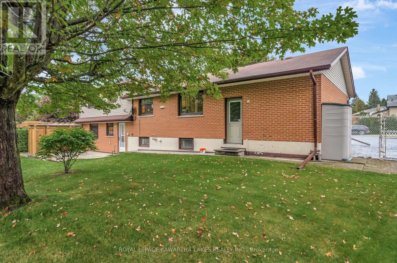 3 Pinewood Crescent, Kawartha Lakes, Ontario  L0A 1K0 - Photo 48 - X12424078