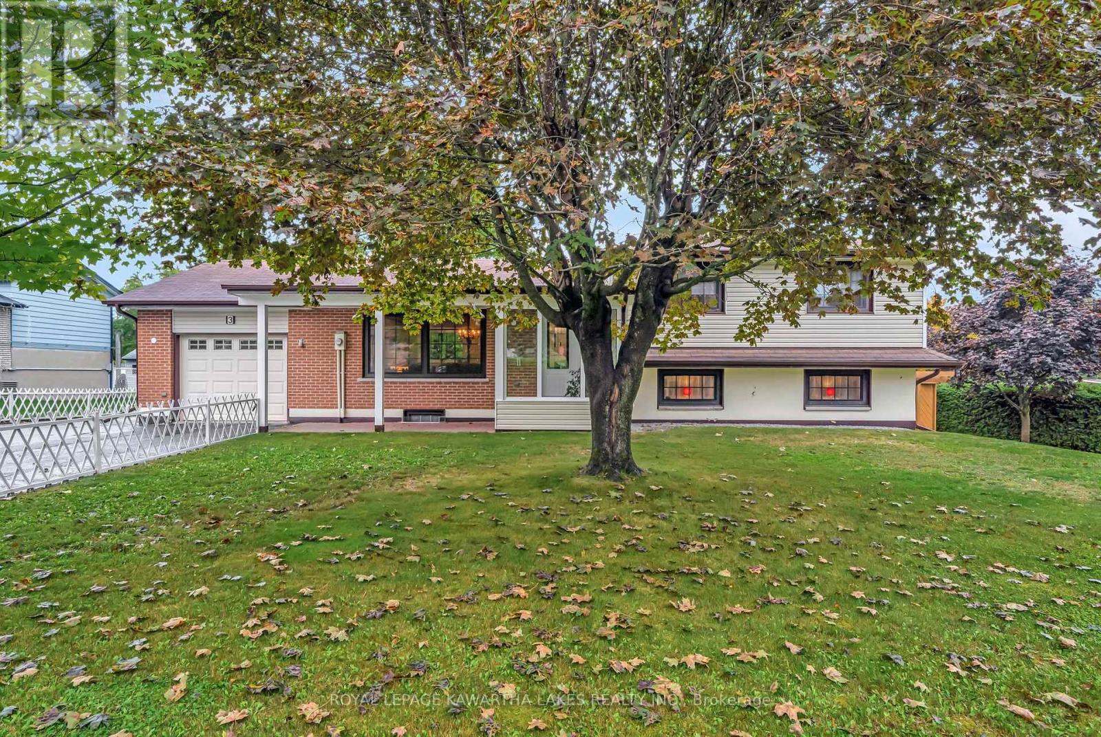 3 Pinewood Crescent, Kawartha Lakes, Ontario  L0A 1K0 - Photo 5 - X12424078