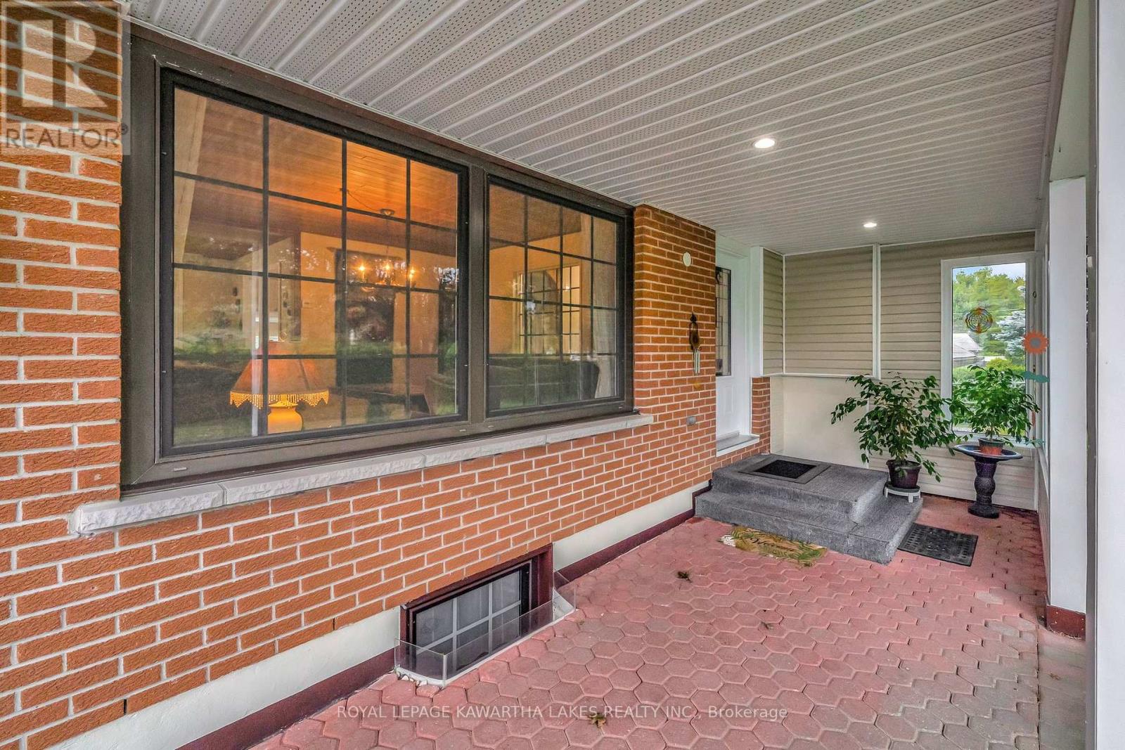 3 Pinewood Crescent, Kawartha Lakes, Ontario  L0A 1K0 - Photo 7 - X12424078