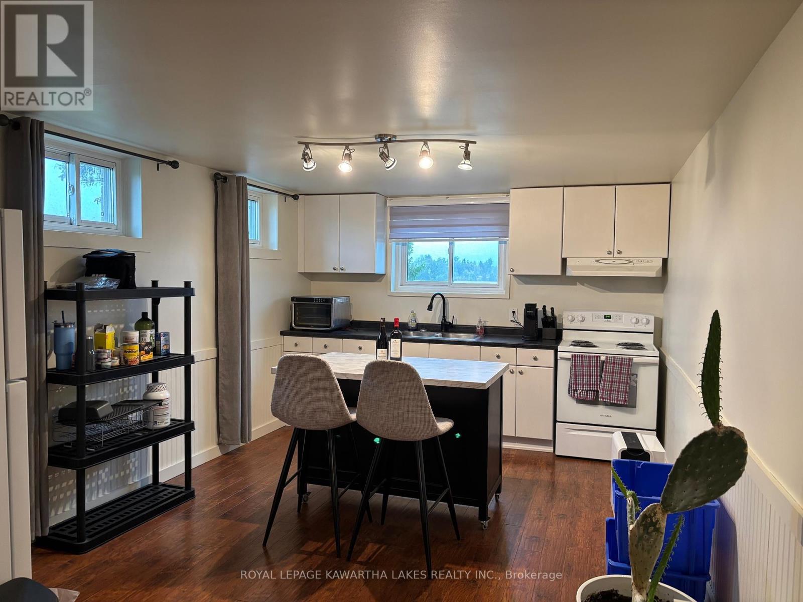 994 Highway 7, Kawartha Lakes, Ontario  K0M 2M0 - Photo 6 - X12426398