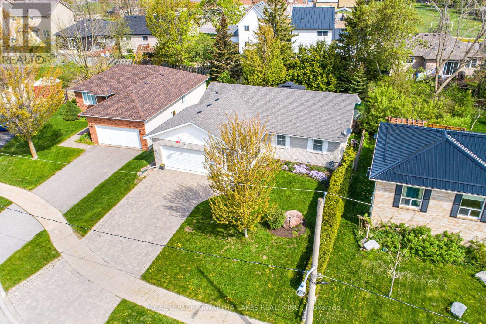 83 Lori Boulevard, Kawartha Lakes, Ontario  K9V 6V7 - Photo 4 - X12465255