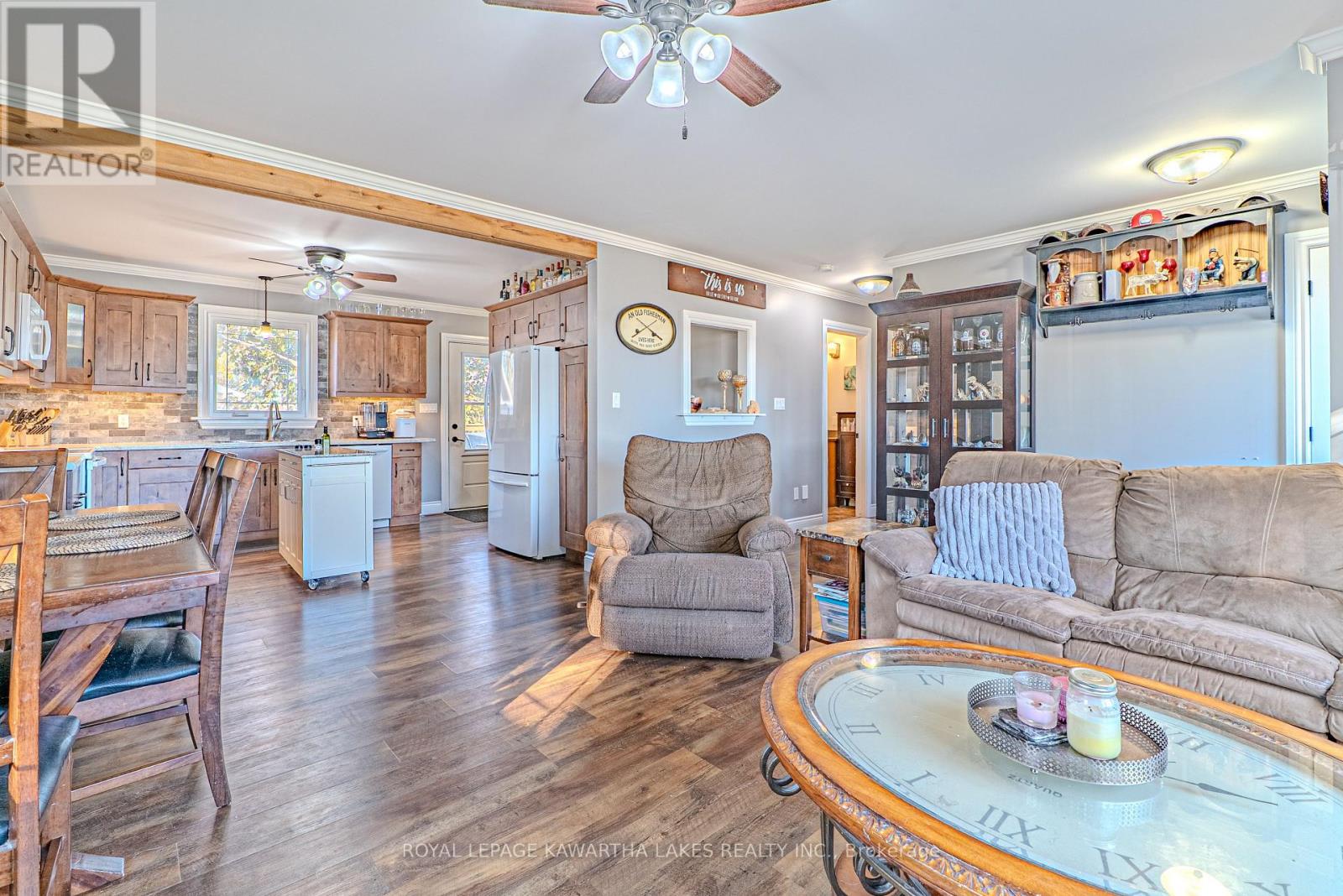 297 Hartley Road, Kawartha Lakes, Ontario  K0M 2T0 - Photo 10 - X12490668