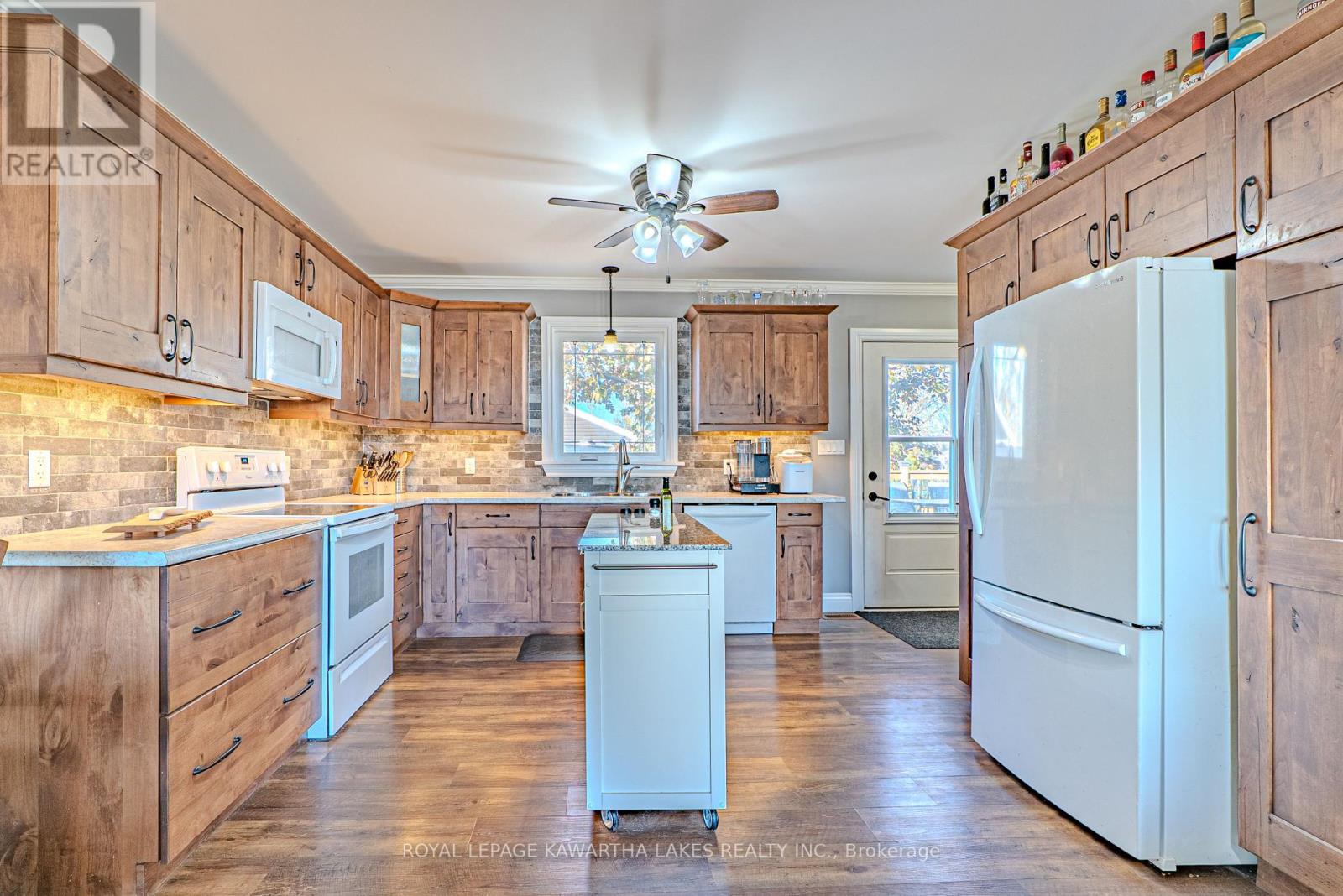 297 Hartley Road, Kawartha Lakes, Ontario  K0M 2T0 - Photo 11 - X12490668