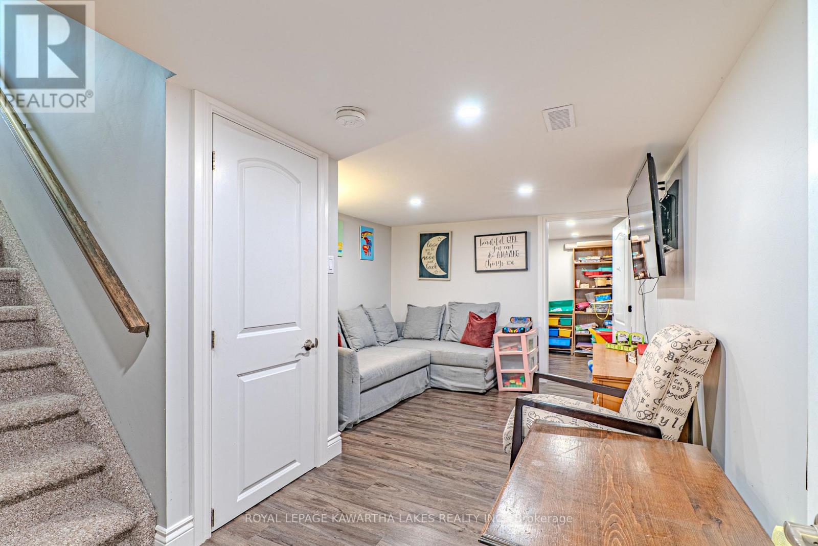 297 Hartley Road, Kawartha Lakes, Ontario  K0M 2T0 - Photo 22 - X12490668