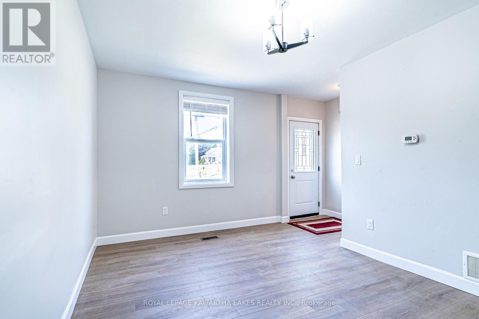 50 St Patrick Street, Kawartha Lakes, Ontario  K9V 1R3 - Photo 12 - X12540502