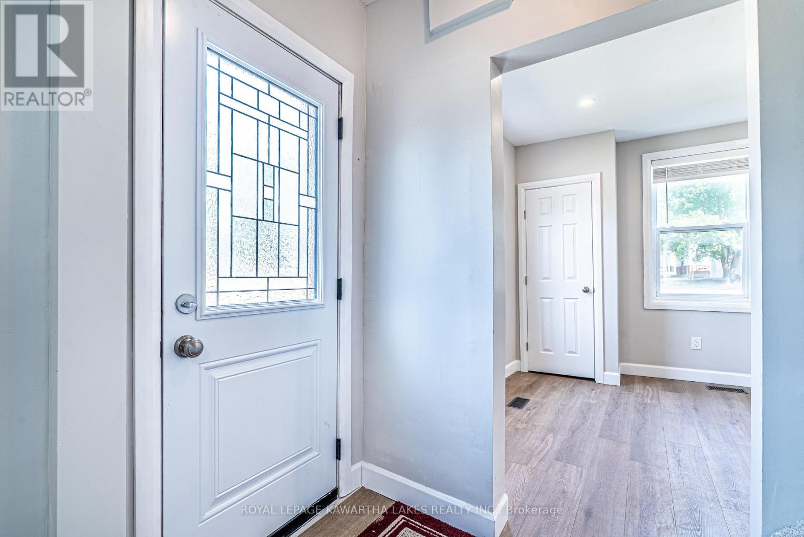 50 St Patrick Street, Kawartha Lakes, Ontario  K9V 1R3 - Photo 7 - X12540502