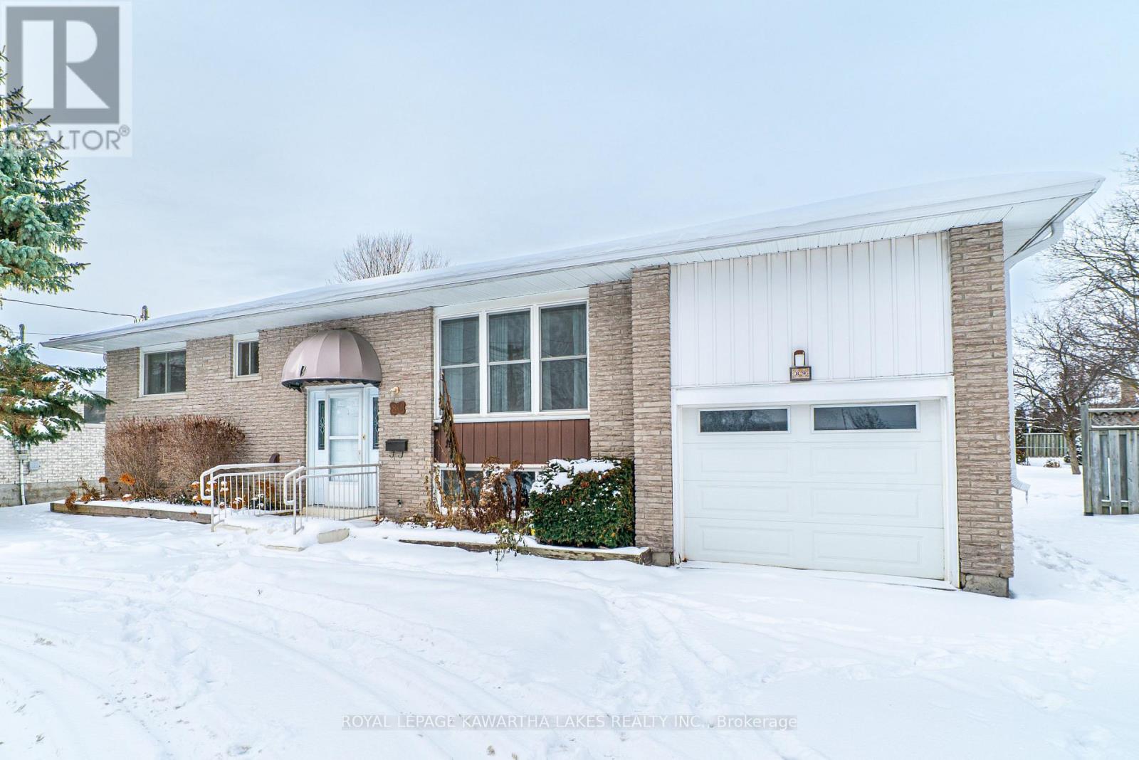 89 Angeline Street S, Kawartha Lakes, Ontario  K9V 3L4 - Photo 7 - X12615912