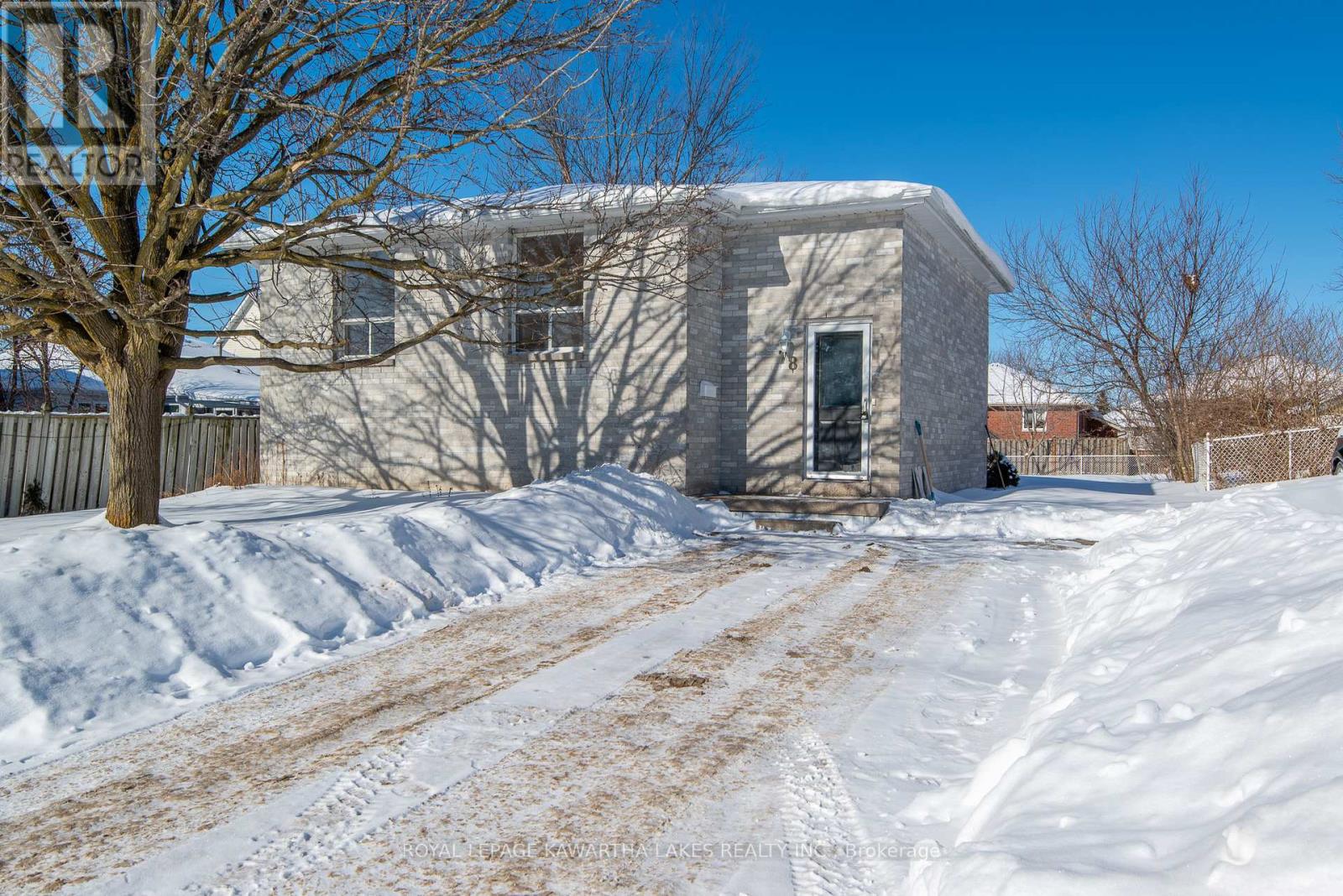 78 Eglington Street E, Kawartha Lakes, Ontario  K9V 3Z5 - Photo 2 - X12752926