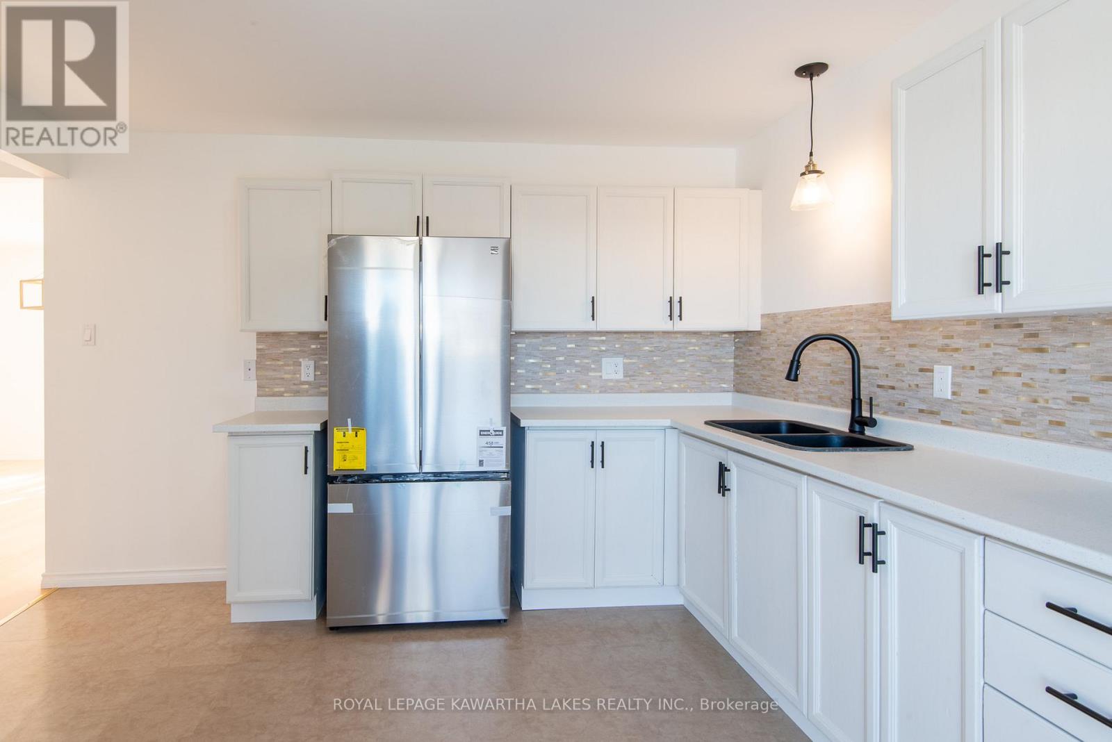 78 Eglington Street E, Kawartha Lakes, Ontario  K9V 3Z5 - Photo 8 - X12752926