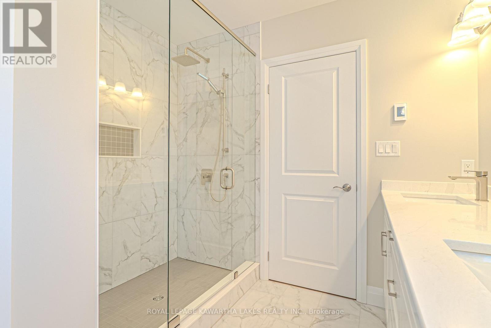 10 Patrick Street, Kawartha Lakes, Ontario  K0M 2B0 - Photo 29 - X12840210