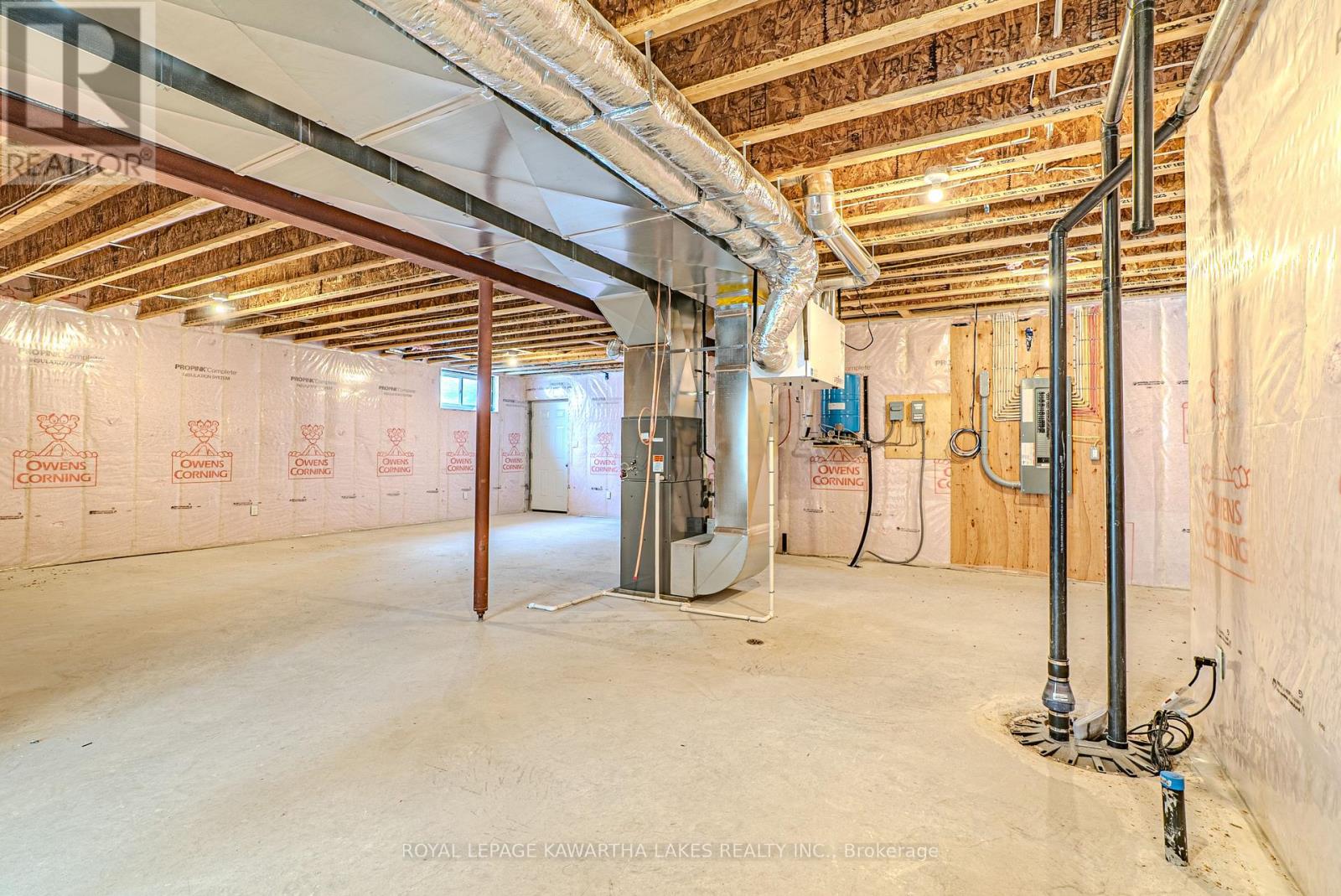 10 Patrick Street, Kawartha Lakes, Ontario  K0M 2B0 - Photo 33 - X12840210