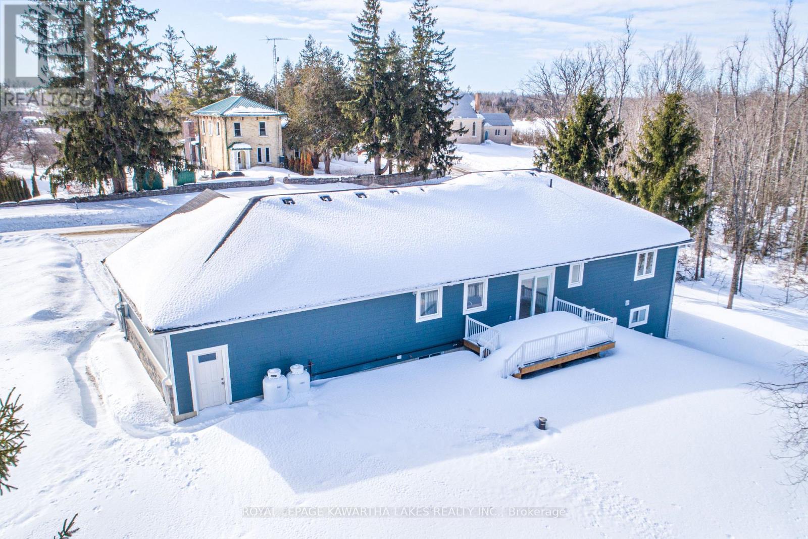 10 Patrick Street, Kawartha Lakes, Ontario  K0M 2B0 - Photo 35 - X12840210