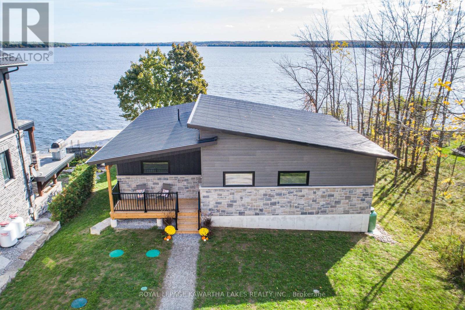 532 Long Beach Road, Kawartha Lakes, Ontario  K0M 1G0 - Photo 1 - X12878452