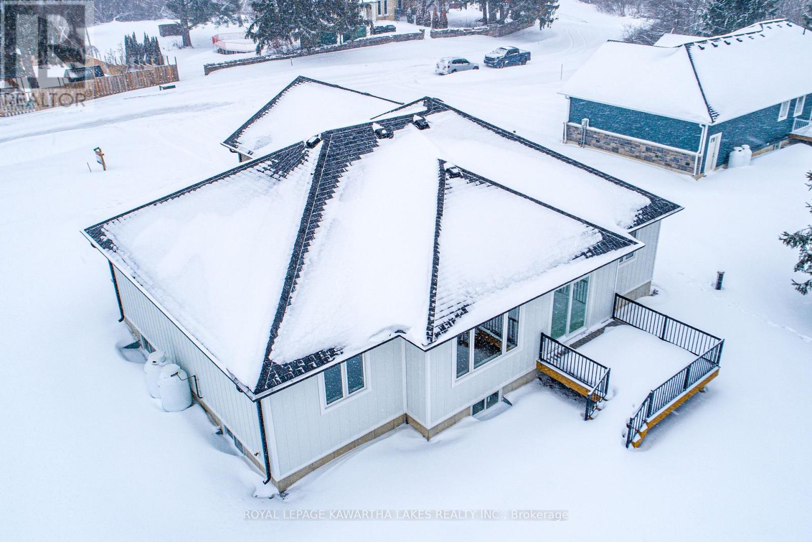 6 Patrick Street, Kawartha Lakes, Ontario  K0M 2B0 - Photo 31 - X12908556